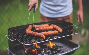 Een BBQ hoek in de tuin voor mannen