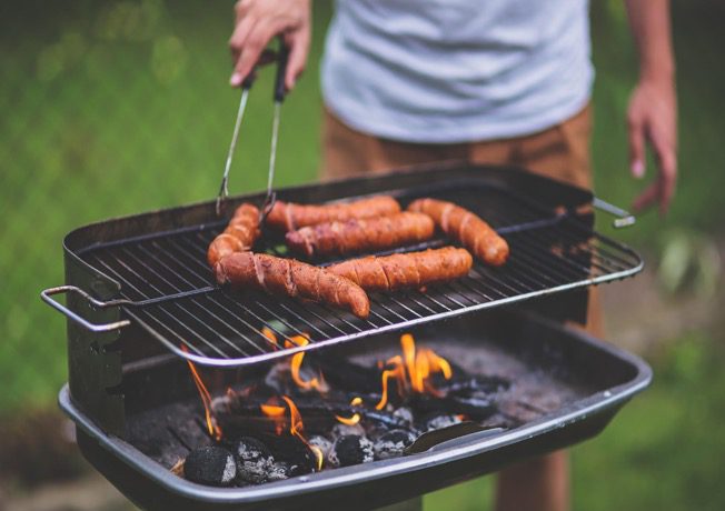 Een BBQ hoek in de tuin voor mannen