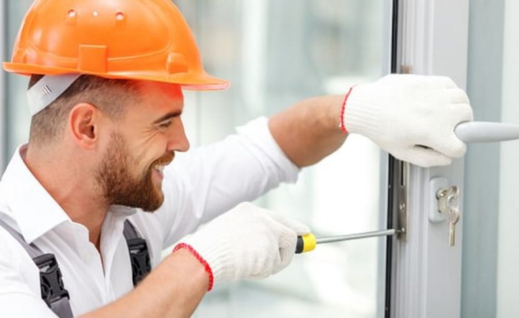 4 redenen om een erkende slotenmaker in te schakelen na inbraak